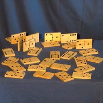 Dominos Géants - 
But : être le premier joueur à avoir posé tous ces dominos.