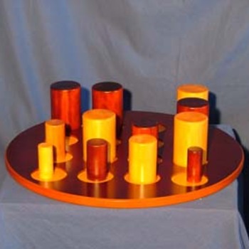 Les Gobelets - 
But : Aligner 4 Gobelets à sa couleur, verticalement, horizontalement ou en diagonale.